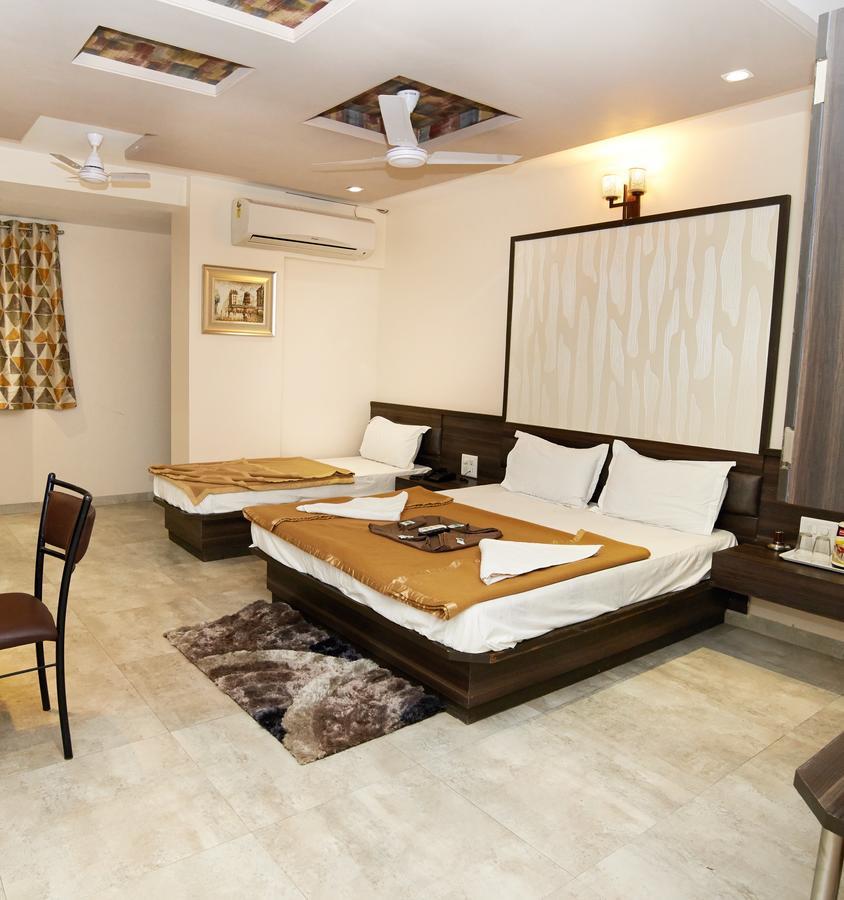 Hotel Sai Suraj Park Shirdi Eksteriør bilde
