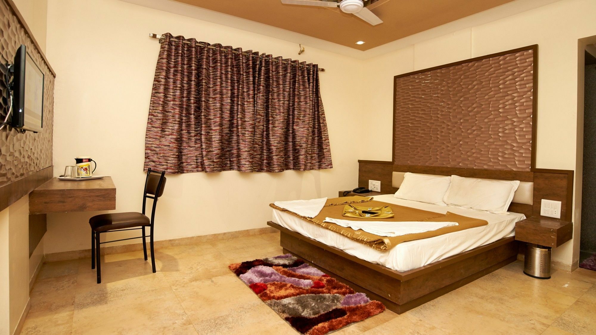Hotel Sai Suraj Park Shirdi Eksteriør bilde