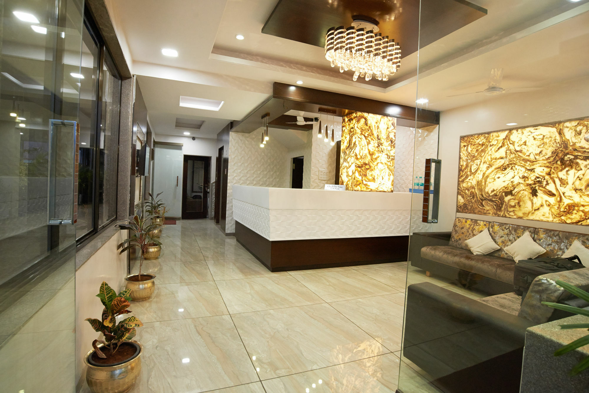 Hotel Sai Suraj Park Shirdi Eksteriør bilde