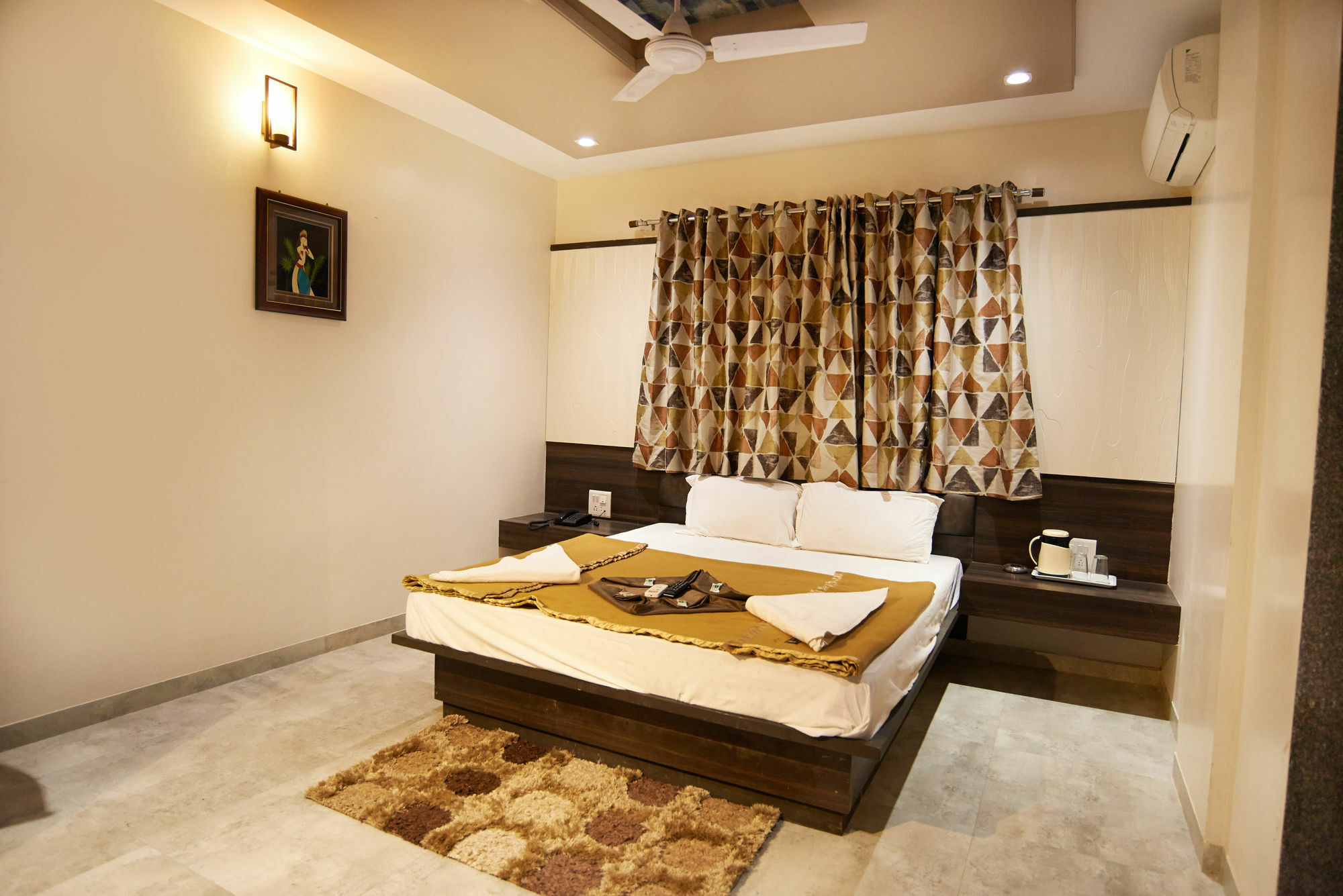 Hotel Sai Suraj Park Shirdi Eksteriør bilde