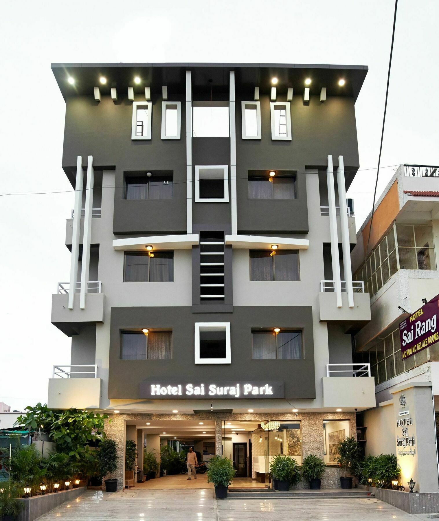 Hotel Sai Suraj Park Shirdi Eksteriør bilde